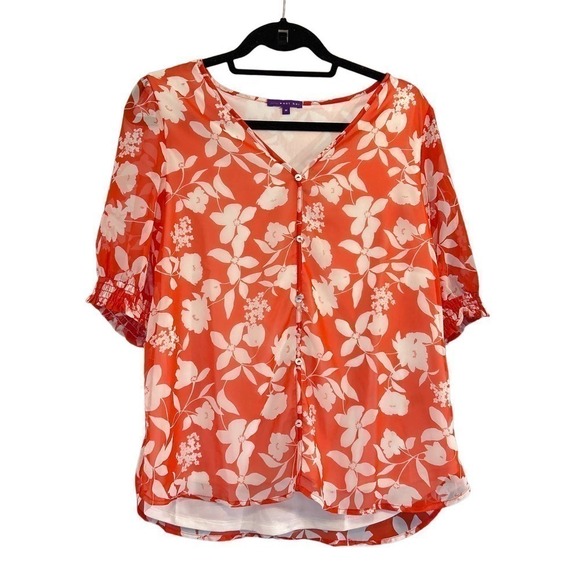 West Kei Woman’s Floral Blouse NWOT Sz Medium - Picture 1 of 6